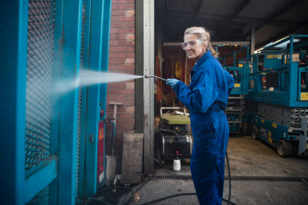 Best Garage Pressure Washing  in South Apopka, FL